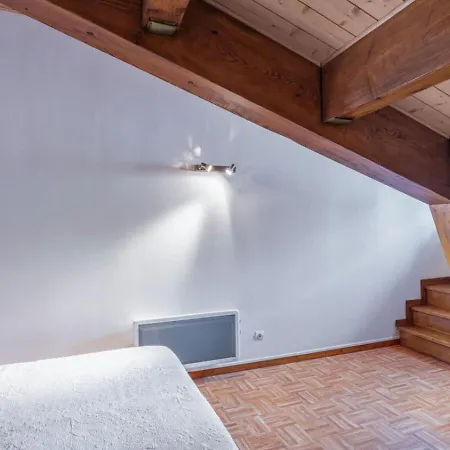 Charming 3br In Ski-in&ski-out- If You Want To Book, Please Contact On Wh-ats-app - 0034-605-434-371 !!!! *