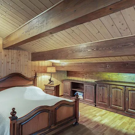 Apartment Charming 3br In Ski-in&ski-out- If You Want To Book, Please Contact On Wh-ats-app - 0034-605-434-371 !!!! *