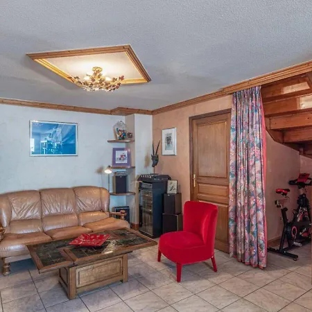 Charming 3br In Ski-in&ski-out- If You Want To Book, Please Contact On Wh-ats-app - 0034-605-434-371 !!!! *